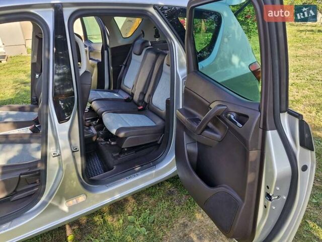 Сірий Опель Меріва, об'ємом двигуна 1.69 л та пробігом 220 тис. км за 6900 $, фото 14 на Automoto.ua