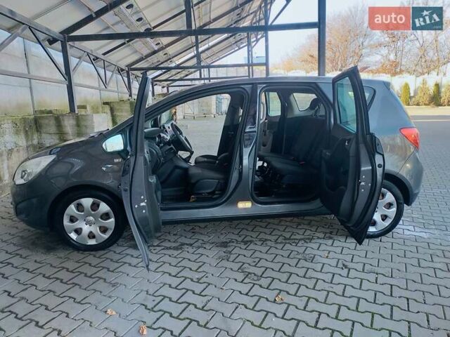 Сірий Опель Меріва, об'ємом двигуна 1.25 л та пробігом 209 тис. км за 5999 $, фото 8 на Automoto.ua