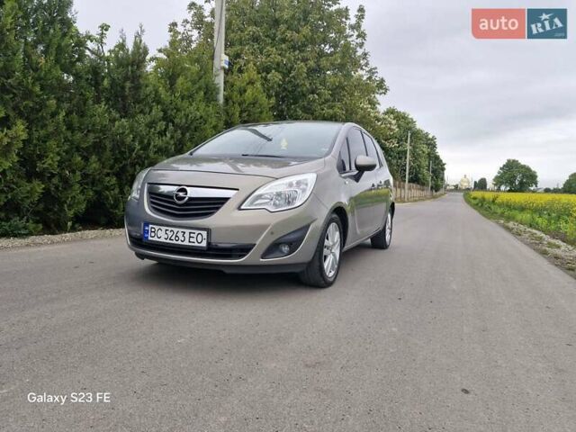 Сірий Опель Меріва, об'ємом двигуна 1.7 л та пробігом 209 тис. км за 6599 $, фото 2 на Automoto.ua