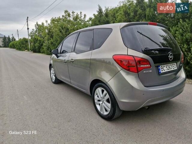 Сірий Опель Меріва, об'ємом двигуна 1.7 л та пробігом 209 тис. км за 6599 $, фото 10 на Automoto.ua