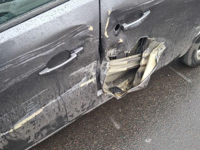 Сірий Опель Меріва, об'ємом двигуна 1.4 л та пробігом 220 тис. км за 3000 $, фото 3 на Automoto.ua