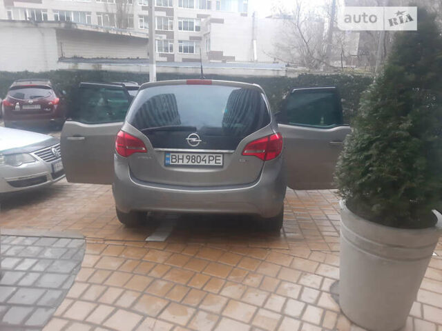 Сірий Опель Меріва, об'ємом двигуна 1.7 л та пробігом 210 тис. км за 6650 $, фото 6 на Automoto.ua