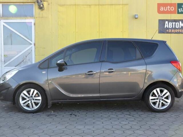 Серый Опель Мерива, объемом двигателя 1.69 л и пробегом 197 тыс. км за 6200 $, фото 13 на Automoto.ua