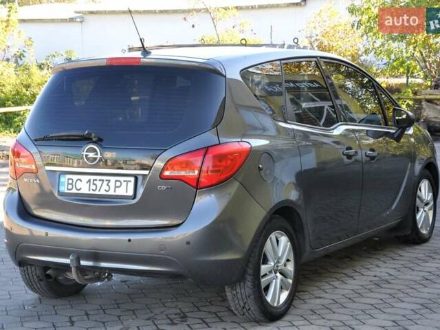 Серый Опель Мерива, объемом двигателя 1.69 л и пробегом 197 тыс. км за 6200 $, фото 7 на Automoto.ua