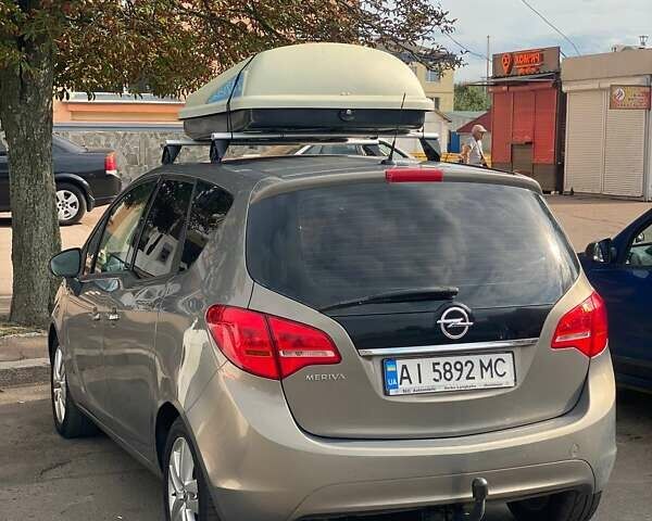 Сірий Опель Меріва, об'ємом двигуна 1.4 л та пробігом 220 тис. км за 5150 $, фото 3 на Automoto.ua