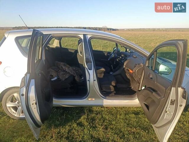 Сірий Опель Меріва, об'ємом двигуна 1.7 л та пробігом 295 тис. км за 6500 $, фото 1 на Automoto.ua