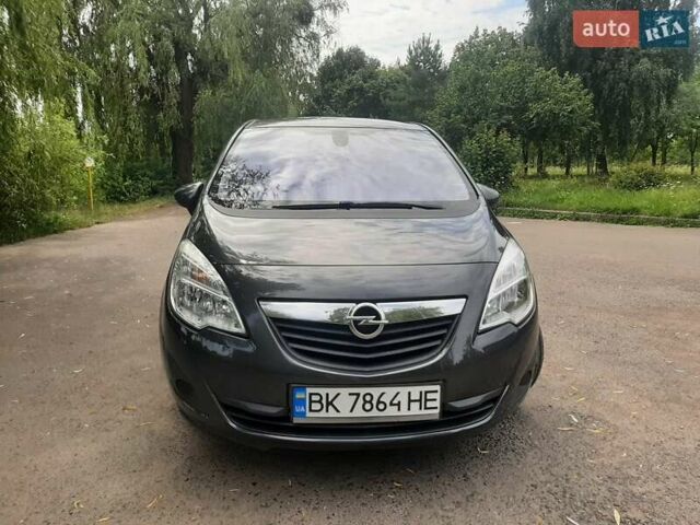 Сірий Опель Меріва, об'ємом двигуна 1.36 л та пробігом 169 тис. км за 8400 $, фото 1 на Automoto.ua