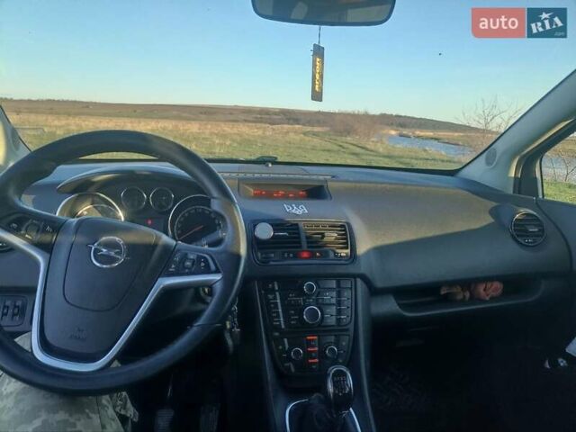 Сірий Опель Меріва, об'ємом двигуна 1.7 л та пробігом 295 тис. км за 6500 $, фото 8 на Automoto.ua