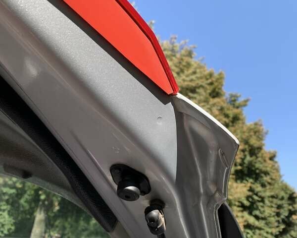 Сірий Опель Меріва, об'ємом двигуна 1.4 л та пробігом 160 тис. км за 5850 $, фото 17 на Automoto.ua