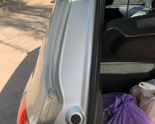 Сірий Опель Меріва, об'ємом двигуна 1.4 л та пробігом 160 тис. км за 5850 $, фото 23 на Automoto.ua
