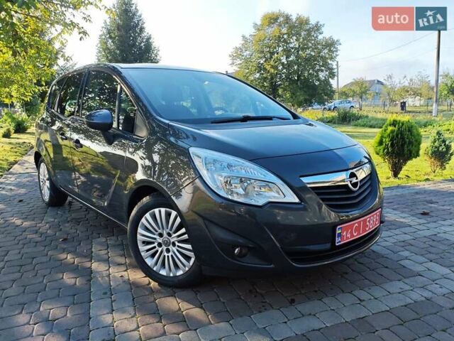 Сірий Опель Меріва, об'ємом двигуна 1.36 л та пробігом 177 тис. км за 7700 $, фото 11 на Automoto.ua