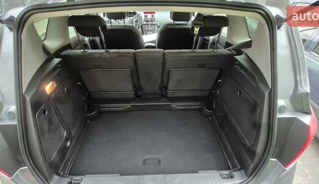 Опель Меріва 2015 у Ирпене на Automoto.ua Сірий Опель Меріва, об'ємом двигуна 1.6 л та пробігом 205 тис. км за 7700 $, фото 4 на Automoto.ua