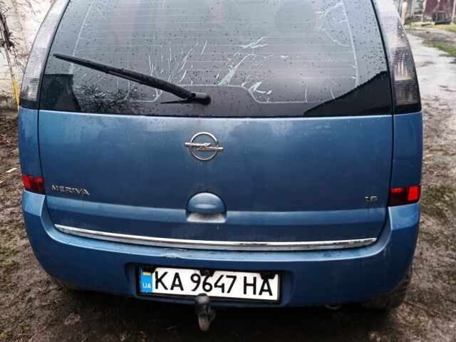 Синий Опель Мерива, объемом двигателя 1.6 л и пробегом 320 тыс. км за 3500 $, фото 2 на Automoto.ua
