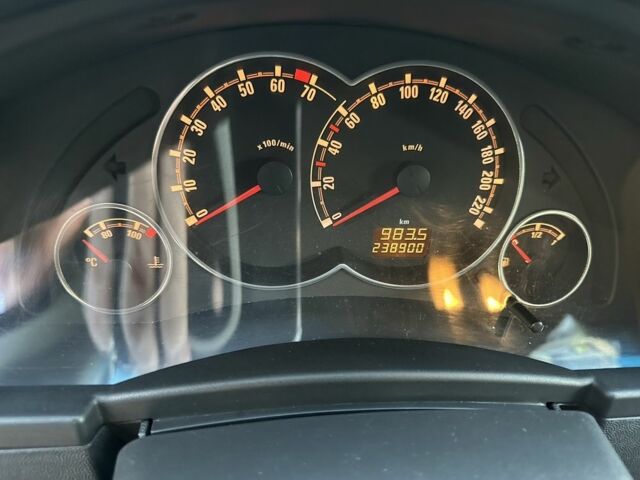 Опель Меріва 2009 у Луцьку на Automoto.ua Синій Опель Меріва, об'ємом двигуна 1.8 л та пробігом 238 тис. км за 4500 $, фото 12 на Automoto.ua