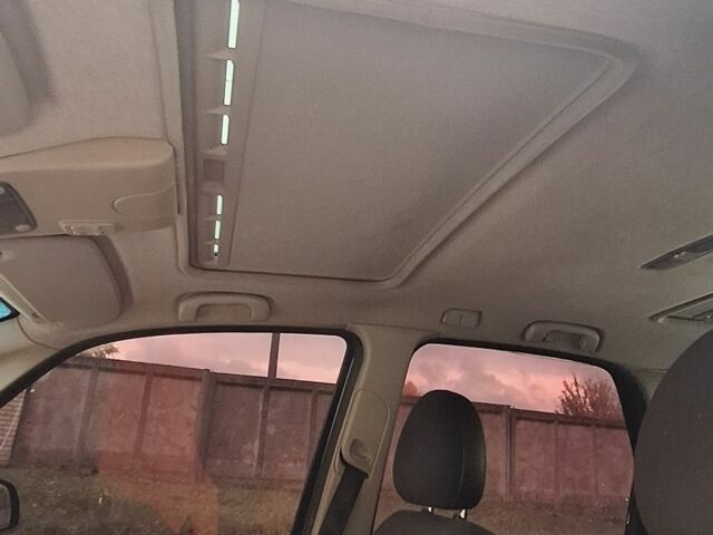 Синий Опель Мерива, объемом двигателя 1.6 л и пробегом 185 тыс. км за 4099 $, фото 14 на Automoto.ua