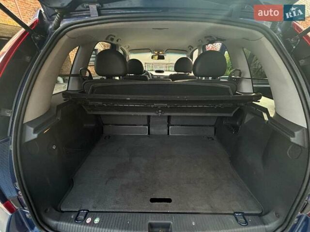 Синий Опель Мерива, объемом двигателя 1.69 л и пробегом 254 тыс. км за 3350 $, фото 14 на Automoto.ua