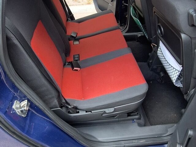 Синий Опель Мерива, объемом двигателя 1.6 л и пробегом 185 тыс. км за 4099 $, фото 10 на Automoto.ua