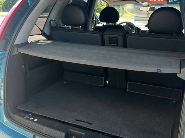 Синий Опель Мерива, объемом двигателя 1.6 л и пробегом 240 тыс. км за 3850 $, фото 22 на Automoto.ua