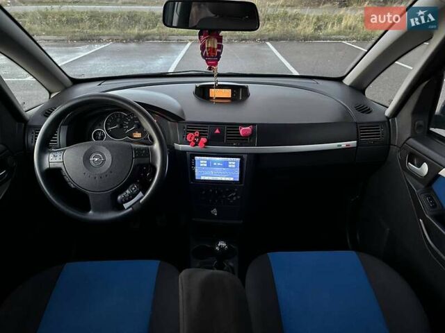 Синій Опель Меріва, об'ємом двигуна 1.6 л та пробігом 160 тис. км за 3700 $, фото 5 на Automoto.ua