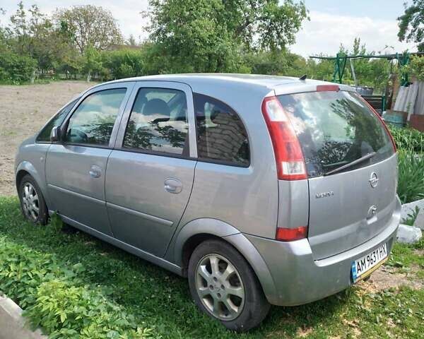 Синий Опель Мерива, объемом двигателя 1.8 л и пробегом 160 тыс. км за 3200 $, фото 3 на Automoto.ua