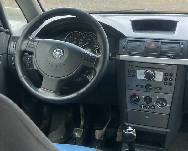 Синій Опель Меріва, об'ємом двигуна 1.2 л та пробігом 400 тис. км за 2899 $, фото 9 на Automoto.ua