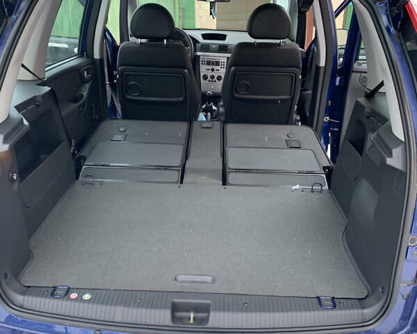 Синій Опель Меріва, об'ємом двигуна 1.36 л та пробігом 156 тис. км за 3800 $, фото 6 на Automoto.ua