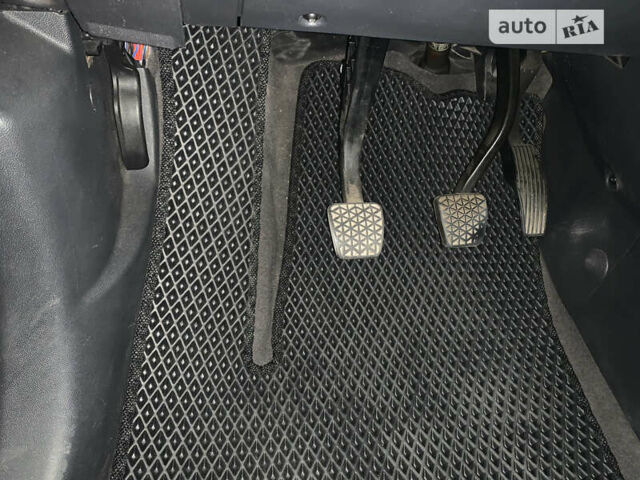 Синій Опель Меріва, об'ємом двигуна 1.36 л та пробігом 156 тис. км за 3800 $, фото 8 на Automoto.ua