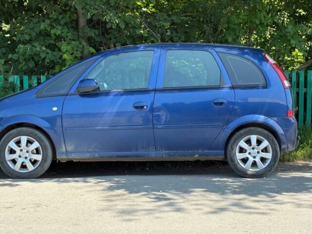 Синий Опель Мерива, объемом двигателя 1.4 л и пробегом 567 тыс. км за 2750 $, фото 1 на Automoto.ua