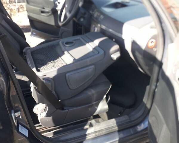 Синий Опель Мерива, объемом двигателя 1.6 л и пробегом 227 тыс. км за 4900 $, фото 12 на Automoto.ua