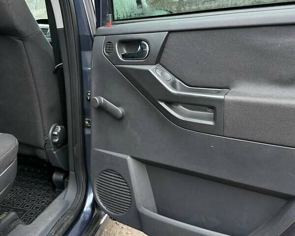 Синій Опель Меріва, об'ємом двигуна 1.6 л та пробігом 242 тис. км за 4500 $, фото 39 на Automoto.ua