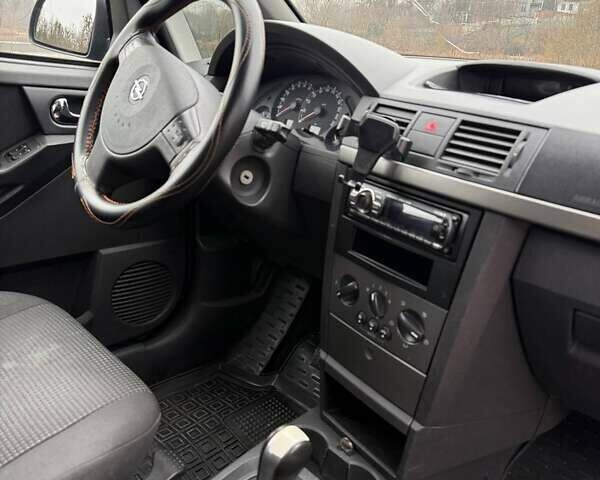 Синій Опель Меріва, об'ємом двигуна 1.6 л та пробігом 242 тис. км за 4500 $, фото 68 на Automoto.ua