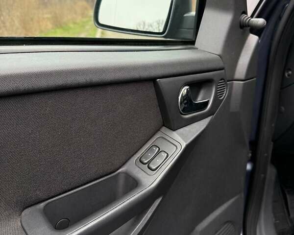 Синій Опель Меріва, об'ємом двигуна 1.6 л та пробігом 242 тис. км за 4500 $, фото 38 на Automoto.ua