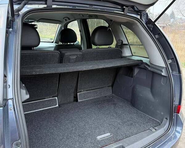 Синій Опель Меріва, об'ємом двигуна 1.6 л та пробігом 242 тис. км за 4500 $, фото 22 на Automoto.ua