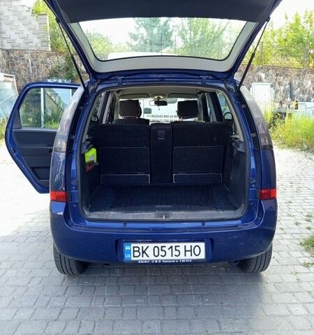 Синий Опель Мерива, объемом двигателя 1.3 л и пробегом 200 тыс. км за 4500 $, фото 5 на Automoto.ua