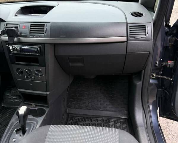 Синій Опель Меріва, об'ємом двигуна 1.6 л та пробігом 242 тис. км за 4500 $, фото 67 на Automoto.ua