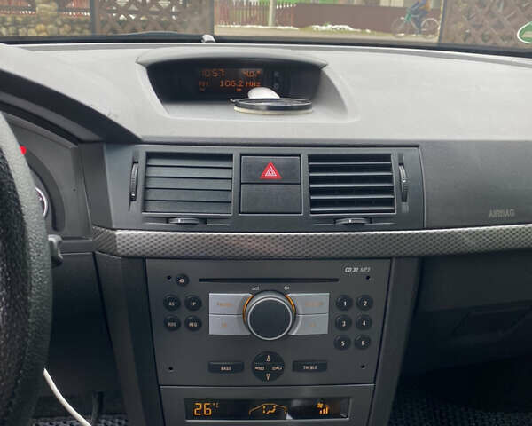 Синий Опель Мерива, объемом двигателя 1.6 л и пробегом 101 тыс. км за 4850 $, фото 25 на Automoto.ua