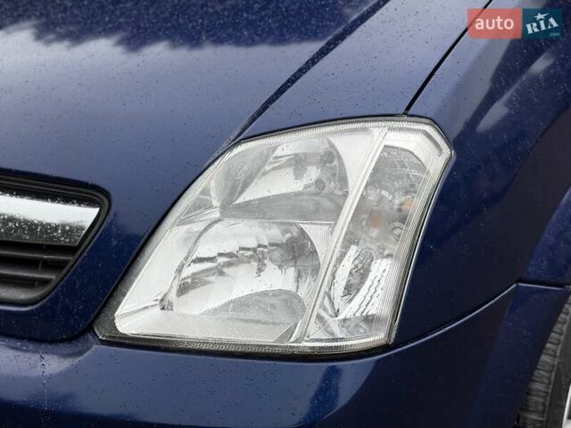 Синий Опель Мерива, объемом двигателя 1.6 л и пробегом 142 тыс. км за 3950 $, фото 6 на Automoto.ua