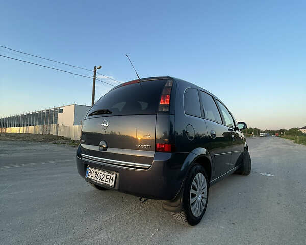 Синий Опель Мерива, объемом двигателя 1.69 л и пробегом 262 тыс. км за 3550 $, фото 2 на Automoto.ua