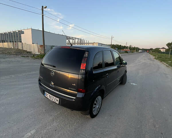 Синий Опель Мерива, объемом двигателя 1.69 л и пробегом 262 тыс. км за 3550 $, фото 13 на Automoto.ua