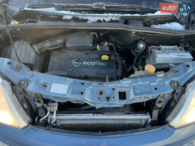 Синий Опель Мерива, объемом двигателя 1.6 л и пробегом 141 тыс. км за 4400 $, фото 15 на Automoto.ua