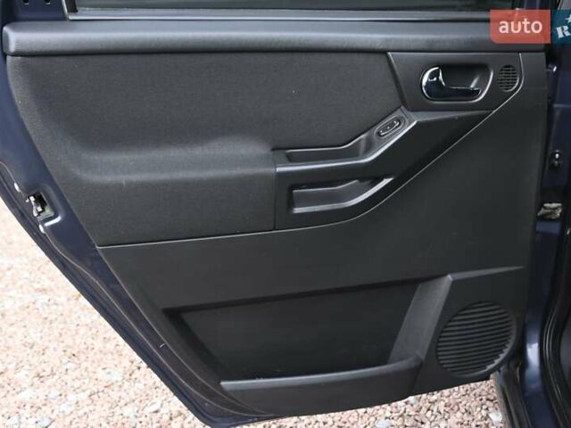 Синий Опель Мерива, объемом двигателя 1.6 л и пробегом 281 тыс. км за 3700 $, фото 22 на Automoto.ua