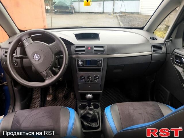 Синий Опель Мерива, объемом двигателя 1.4 л и пробегом 20500 тыс. км за 4750 $, фото 10 на Automoto.ua