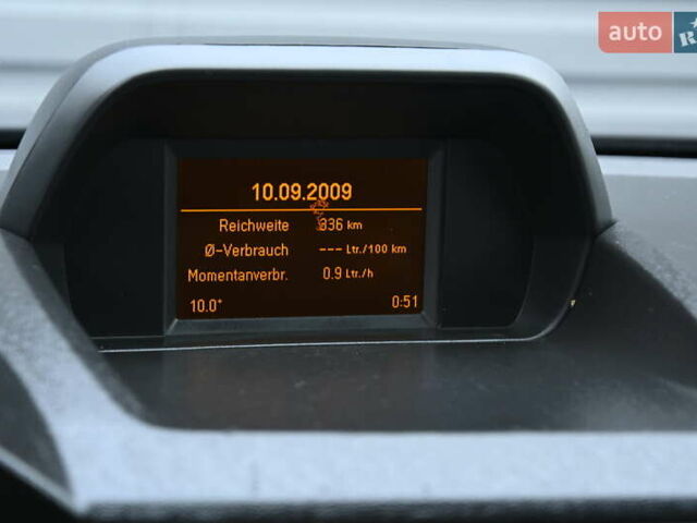 Синий Опель Мерива, объемом двигателя 1.6 л и пробегом 268 тыс. км за 3999 $, фото 19 на Automoto.ua