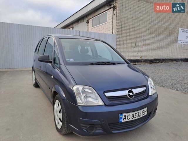 Синий Опель Мерива, объемом двигателя 1.36 л и пробегом 202 тыс. км за 4350 $, фото 5 на Automoto.ua