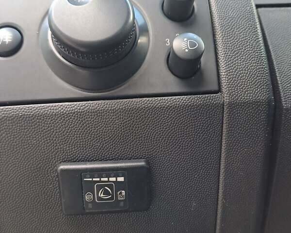 Синий Опель Мерива, объемом двигателя 1.36 л и пробегом 202 тыс. км за 4350 $, фото 26 на Automoto.ua