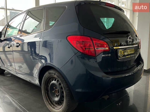 Синий Опель Мерива, объемом двигателя 1.69 л и пробегом 271 тыс. км за 6600 $, фото 4 на Automoto.ua