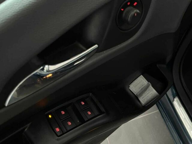 Синий Опель Мерива, объемом двигателя 1.7 л и пробегом 271 тыс. км за 6600 $, фото 20 на Automoto.ua