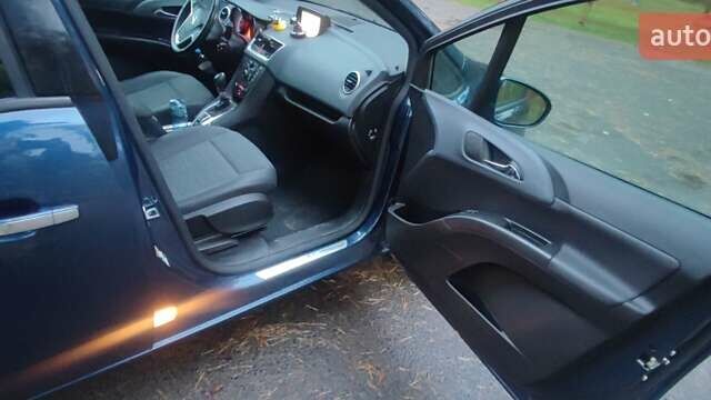 Синий Опель Мерива, объемом двигателя 1.6 л и пробегом 268 тыс. км за 6700 $, фото 10 на Automoto.ua