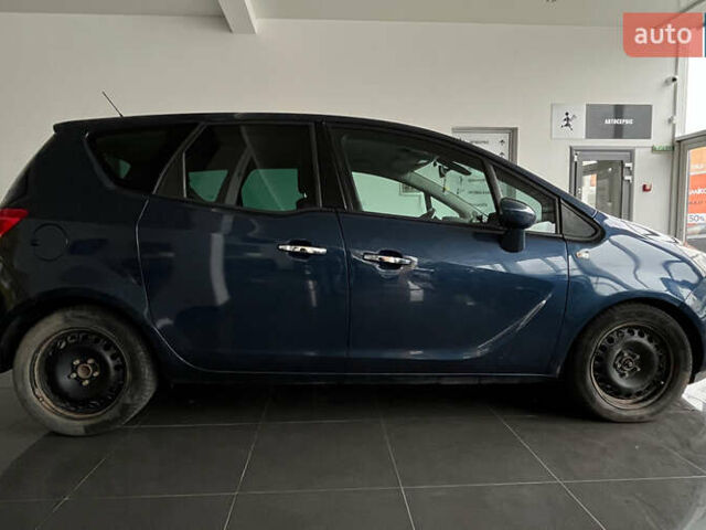 Синий Опель Мерива, объемом двигателя 1.69 л и пробегом 271 тыс. км за 6600 $, фото 7 на Automoto.ua