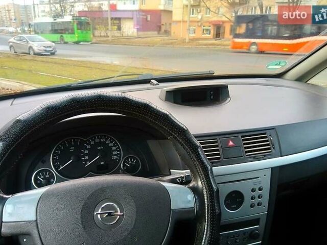 Синій Опель Меріва, об'ємом двигуна 1.6 л та пробігом 257 тис. км за 4600 $, фото 3 на Automoto.ua
